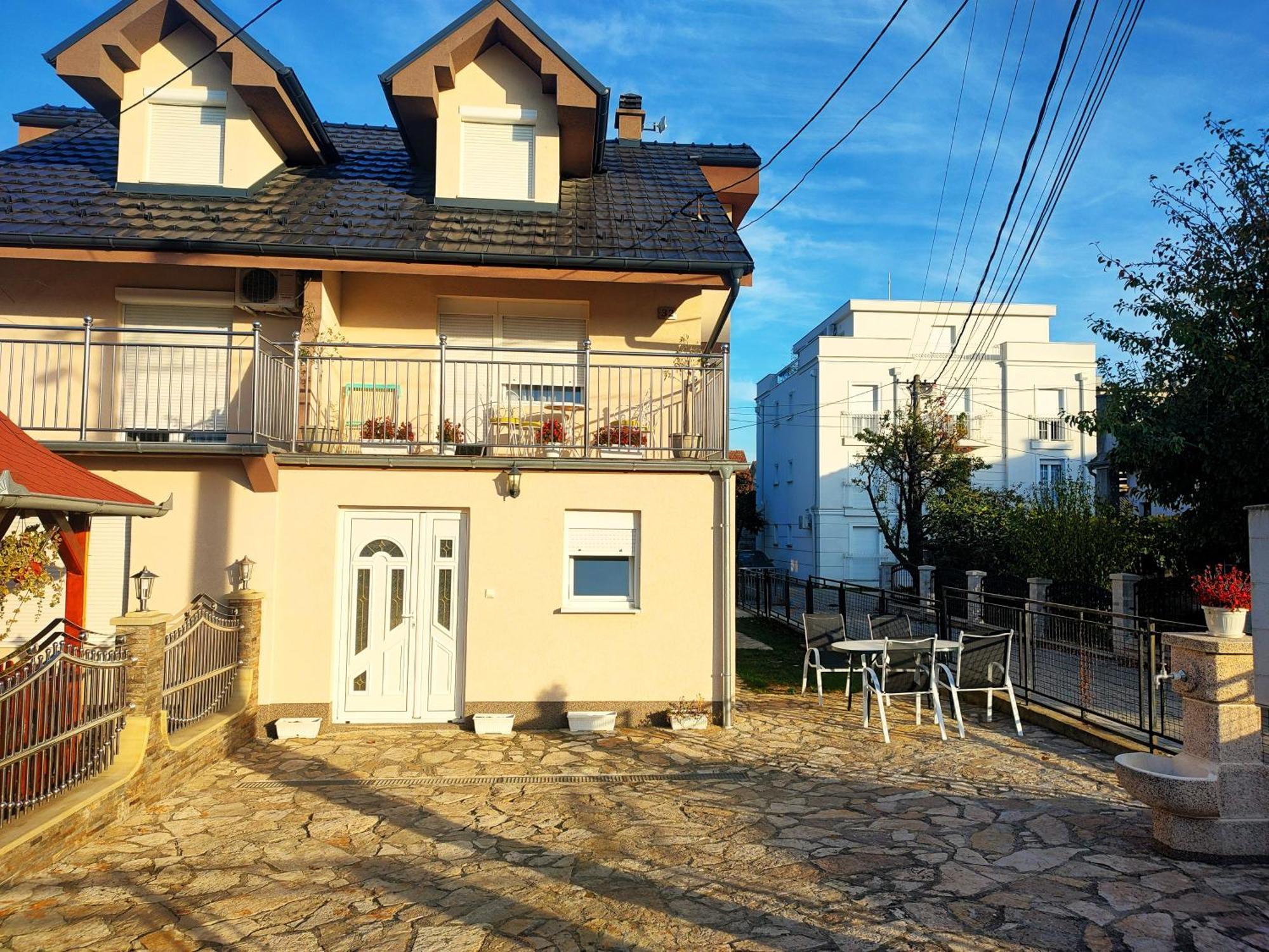 Apartman Raj Vrnjačka Banja Buitenkant foto
