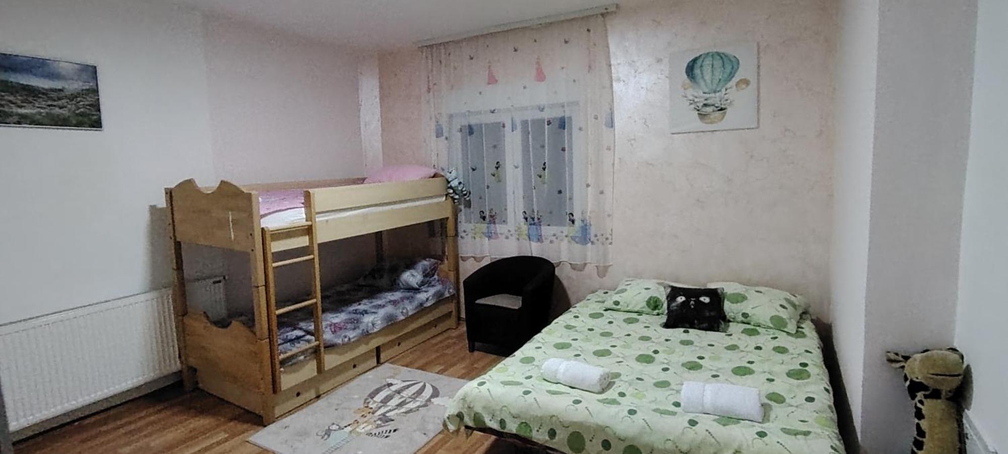Apartman Raj Vrnjačka Banja Buitenkant foto